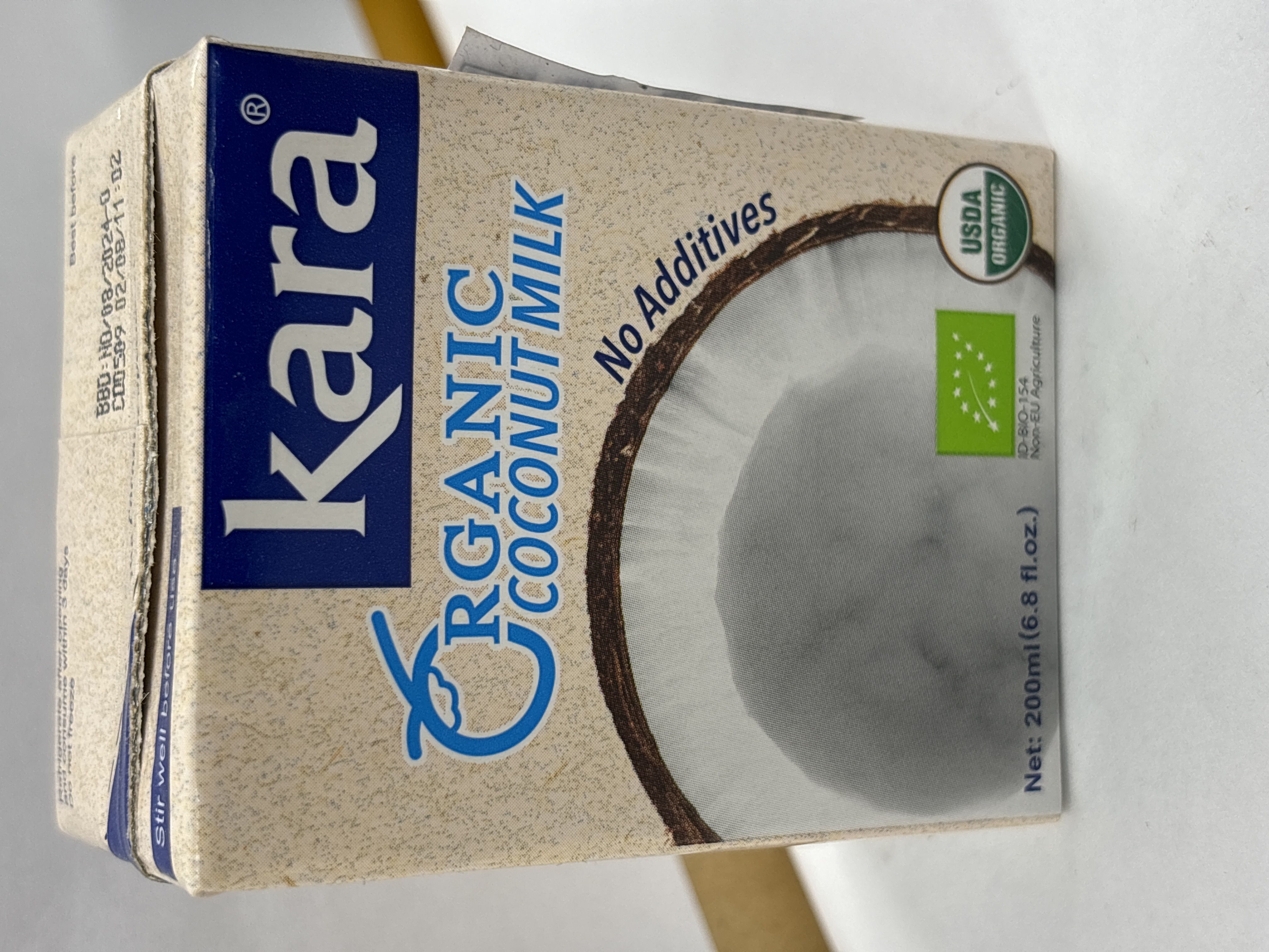 Kara Organic coconut milk