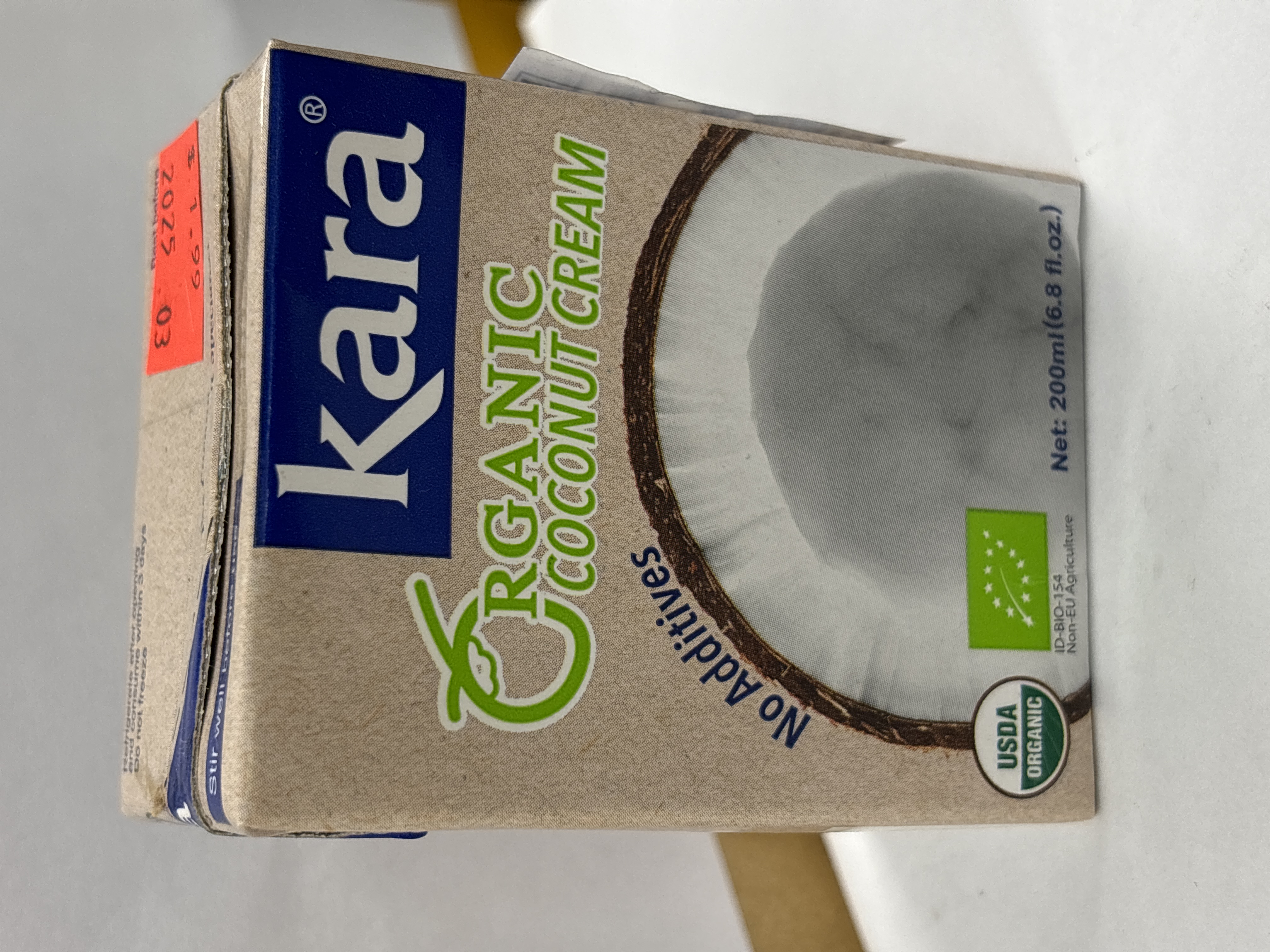 Kara Organic coconut cream
